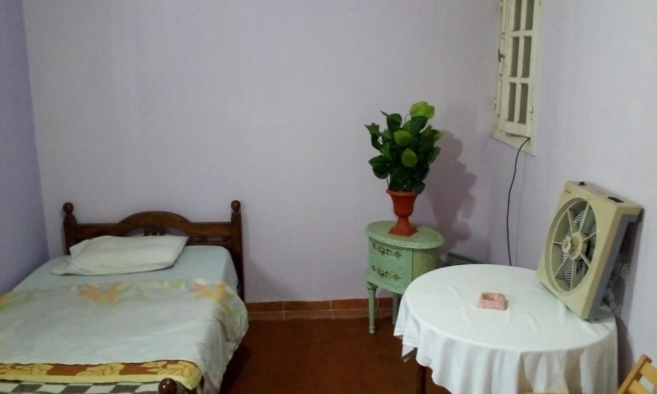 Zahrate Elfirdaos Rooms للرجال فقط Alejandría Exterior foto